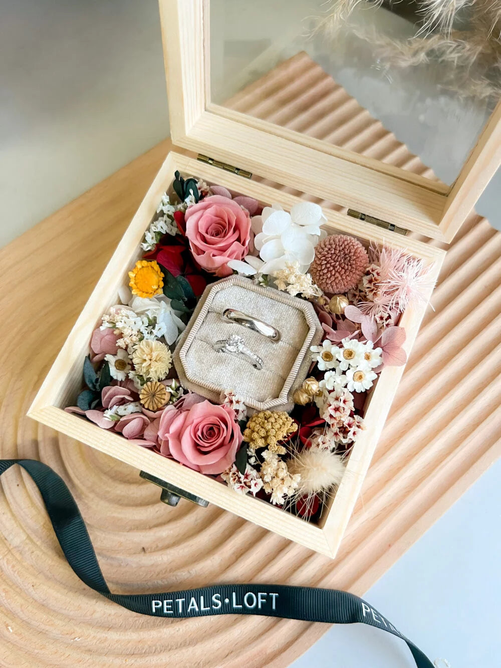 Everlasting Ring Box (Customise)