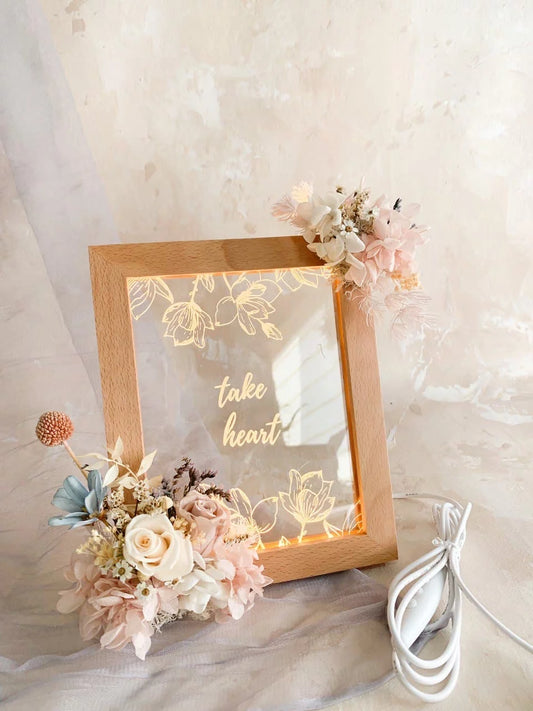 Petals Loft x The Craft Shop (Pristine Floral Frame)