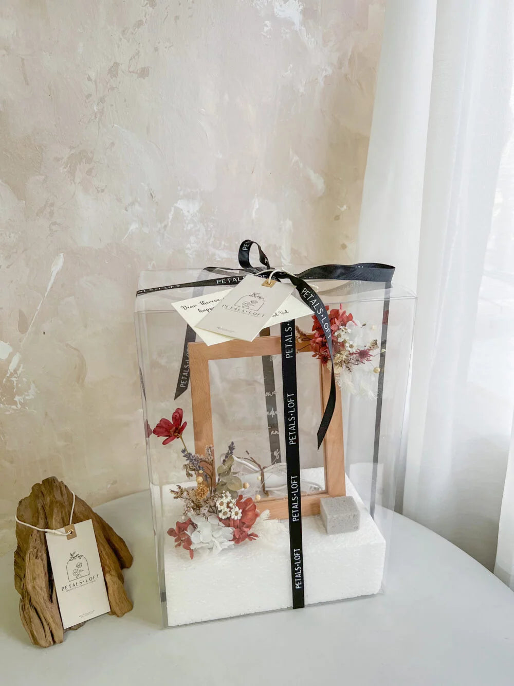 Petals Loft x The Craft Shop (Pristine Floral Frame)